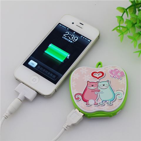 小巧可愛充電寶 迷你超薄便攜卡通個(gè)性移動(dòng)電源