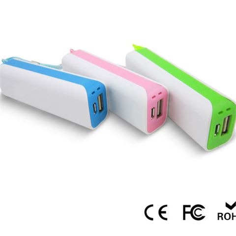 廠家訂制 單節(jié)鑰匙環(huán)掛繩移動電源 羅馬式 攜帶方便 急應充電