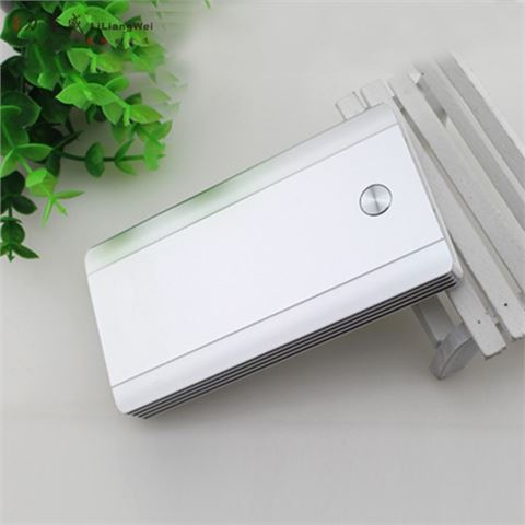超薄聚合物移動(dòng)電源 鋁殼移動(dòng)電源充電寶定制