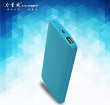 新款超薄移動(dòng)電源聚合物6000mah新防火ABS 手機(jī)移動(dòng)電源 禮品移動(dòng)電源定制